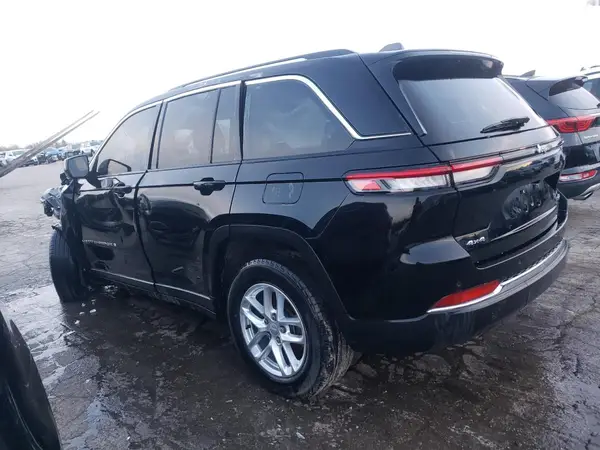 1C4RJHAG0PC570670 2023 JEEP GRAND CHEROKEE - Image 2
