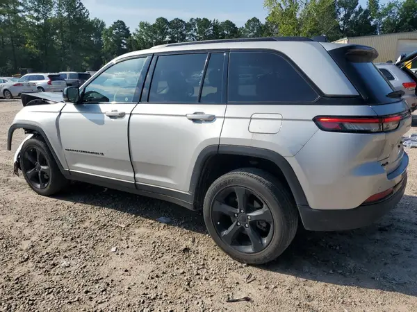 1C4RJHAG0PC593480 2023 JEEP GRAND CHEROKEE - Image 2