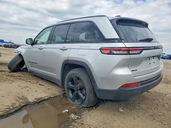 1C4RJHAG0PC609354 2023 JEEP GRAND CHEROKEE - Image 2