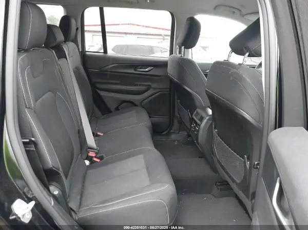 1C4RJHAG0PC640619 2023 JEEP GRAND CHEROKEE - Image 8
