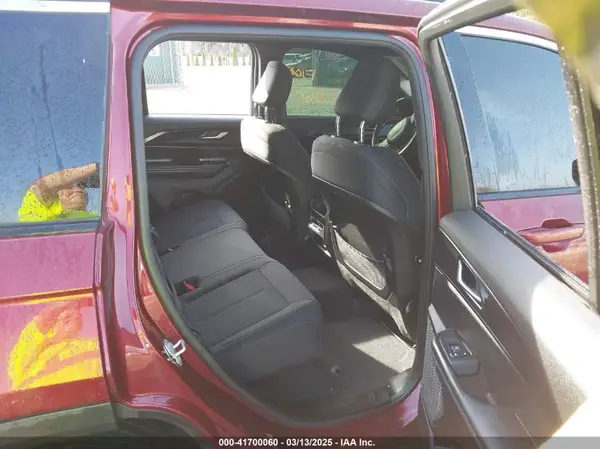 1C4RJHAG0R8574613 2024 JEEP GRAND CHEROKEE - Image 8