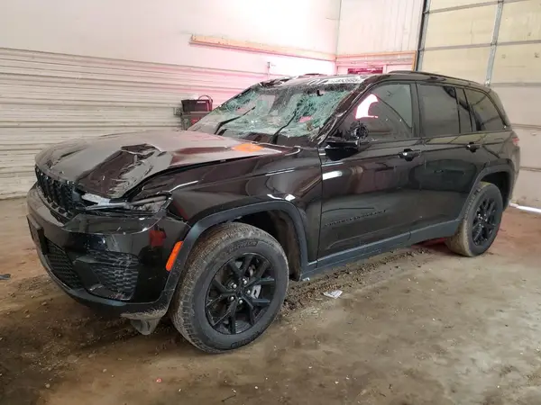 1C4RJHAG0R8937864 2024 JEEP GRAND CHEROKEE - Image 1