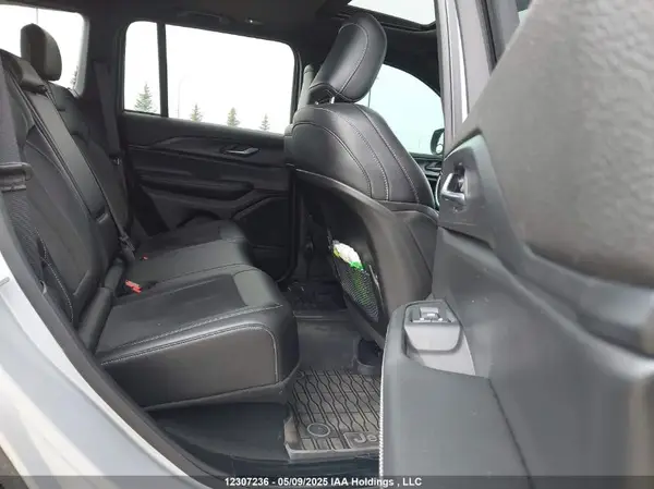 1C4RJHAG0RC203559 2024 JEEP GRAND CHEROKEE - Image 8