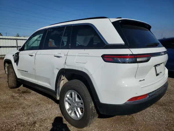 1C4RJHAG0SC266568 2025 JEEP GRAND CHEROKEE - Image 2