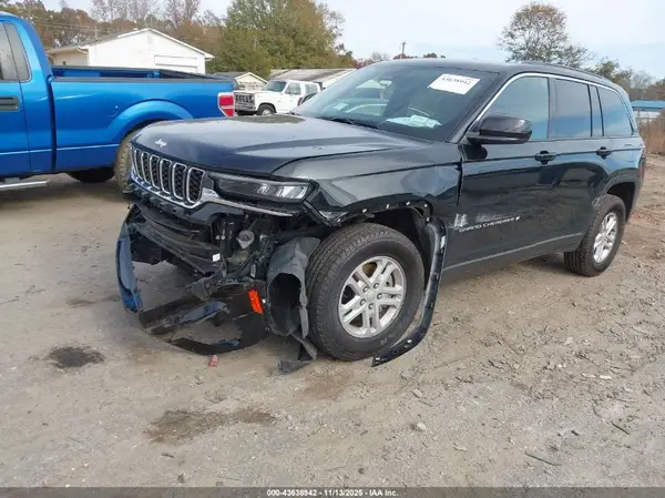 1C4RJHAG0SC286268 2025 JEEP GRAND CHEROKEE - Image 2