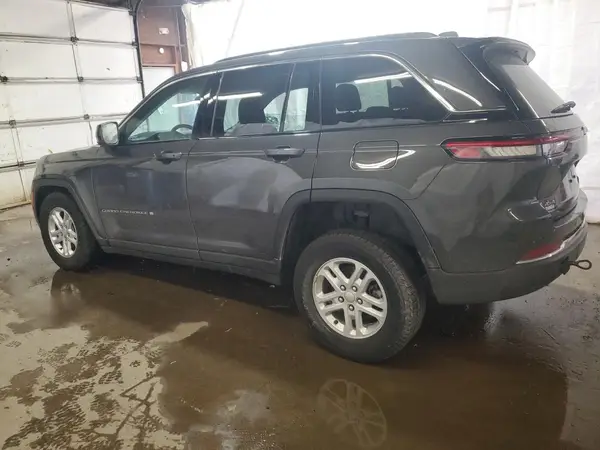 1C4RJHAG1N8615888 2022 JEEP GRAND CHEROKEE - Image 2