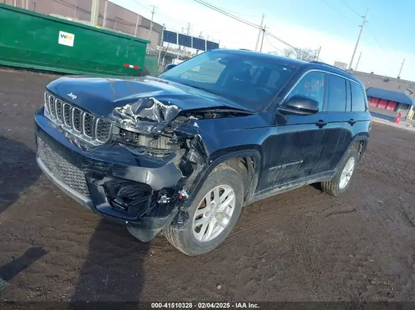 1C4RJHAG1P8892429 2023 JEEP GRAND CHEROKEE - Image 2