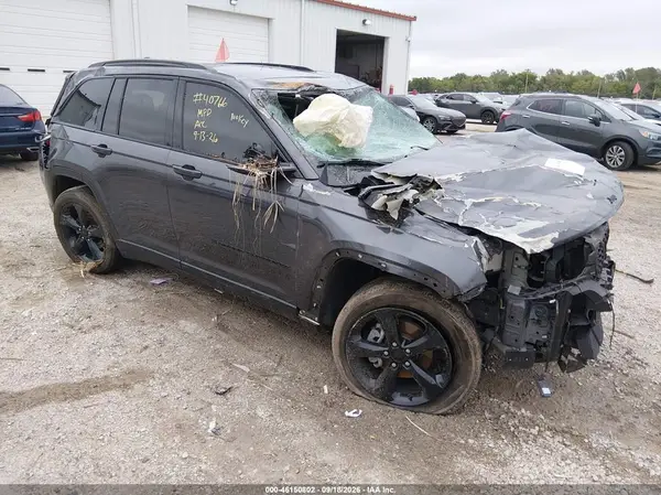 1C4RJHAG1P8900786 2023 JEEP GRAND CHEROKEE - Image 1