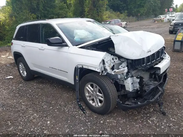 1C4RJHAG1PC504869 2023 JEEP GRAND CHEROKEE - Image 1