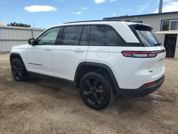 1C4RJHAG1PC512616 2023 JEEP GRAND CHEROKEE - Image 2
