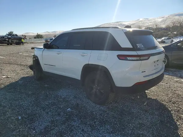 1C4RJHAG1PC517900 2023 JEEP GRAND CHEROKEE - Image 2