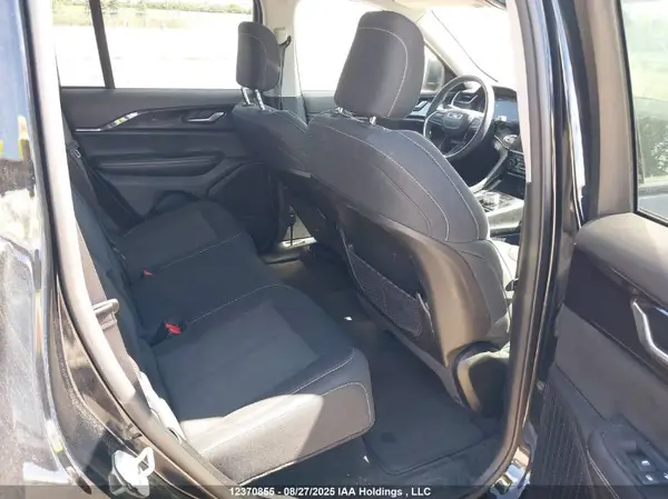 1C4RJHAG1PC521364 2023 JEEP GRAND CHEROKEE - Image 8