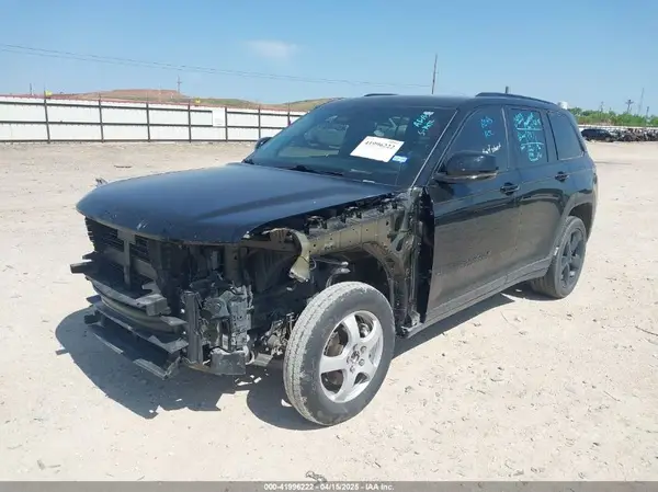 1C4RJHAG1PC554753 2023 JEEP GRAND CHEROKEE - Image 2