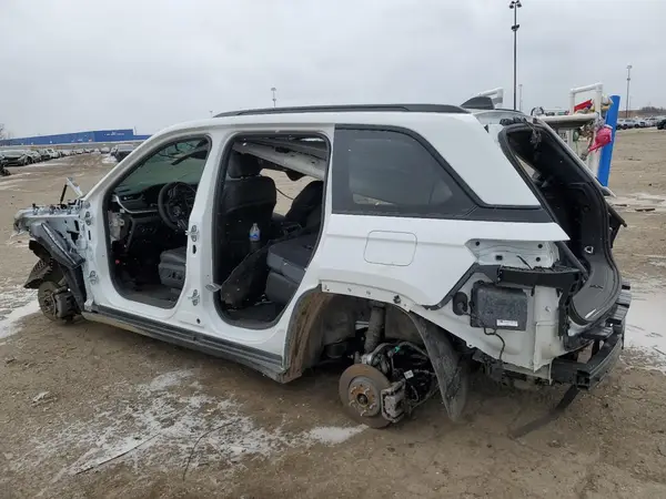 1C4RJHAG1RC151178 2024 JEEP GRAND CHEROKEE - Image 2