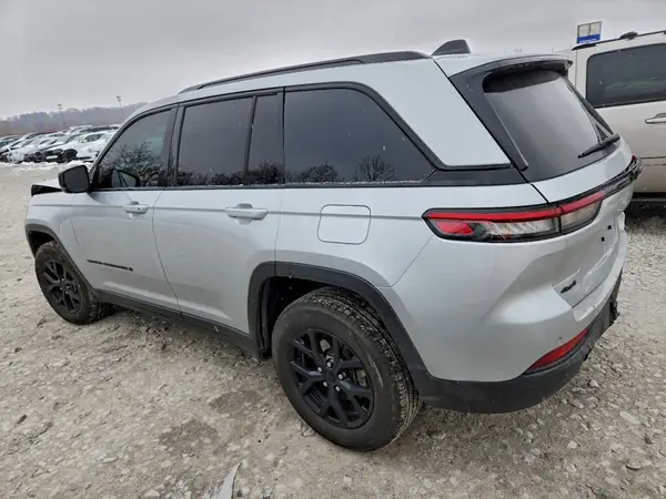 1C4RJHAG1RC209399 2024 JEEP GRAND CHEROKEE - Image 2
