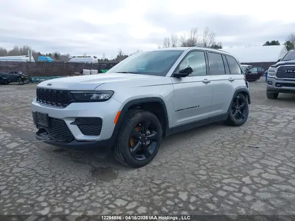 1C4RJHAG1RC250986 2024 JEEP GRAND CHEROKEE - Image 2