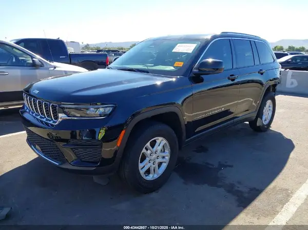 1C4RJHAG1RC700765 2024 JEEP GRAND CHEROKEE - Image 2