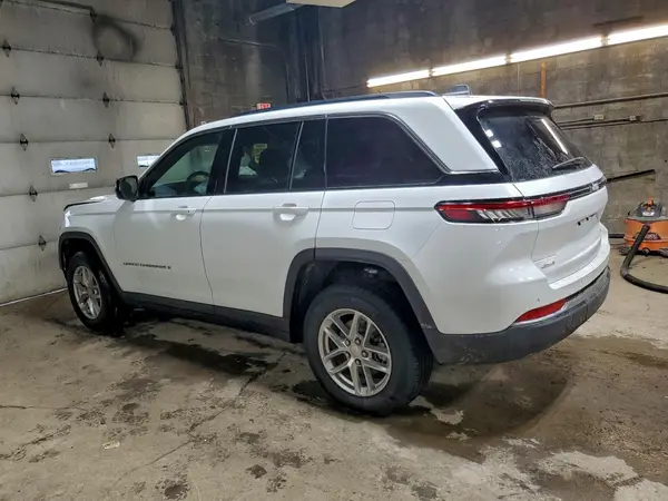 1C4RJHAG1S8748310 2025 JEEP GRAND CHEROKEE - Image 2