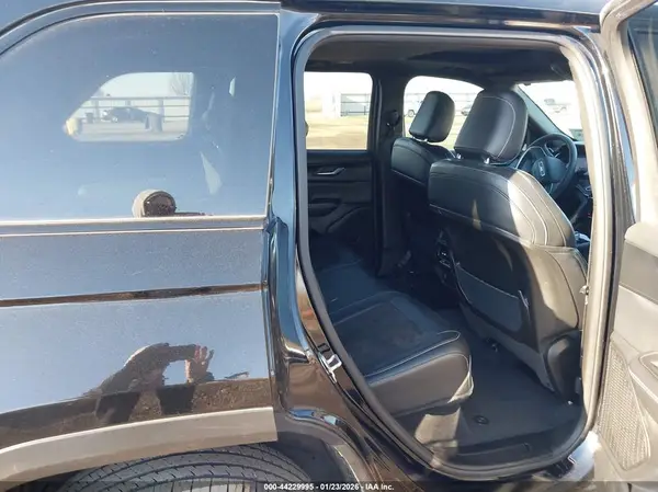 1C4RJHAG2PC625474 2023 JEEP GRAND CHEROKEE - Image 8