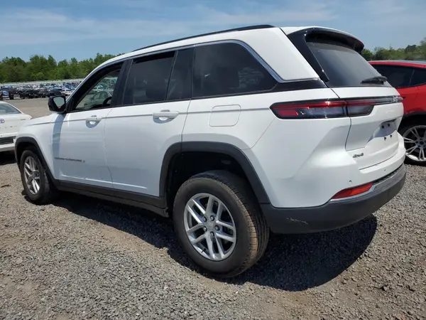 1C4RJHAG2PC645563 2023 JEEP GRAND CHEROKEE - Image 2