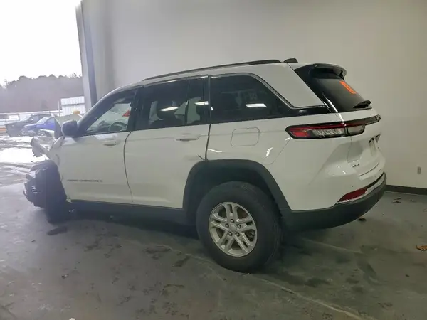1C4RJHAG2PC674416 2023 JEEP GRAND CHEROKEE - Image 2