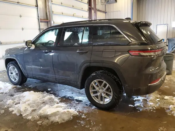 1C4RJHAG2RC123051 2024 JEEP GRAND CHEROKEE - Image 2