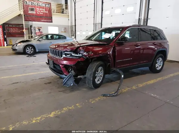 1C4RJHAG2RC162996 2024 JEEP GRAND CHEROKEE - Image 2