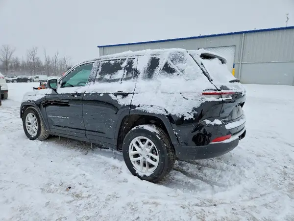 1C4RJHAG2RC220833 2024 JEEP GRAND CHEROKEE - Image 2