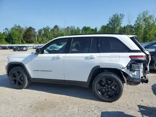 1C4RJHAG2RC233758 2024 JEEP GRAND CHEROKEE - Image 2