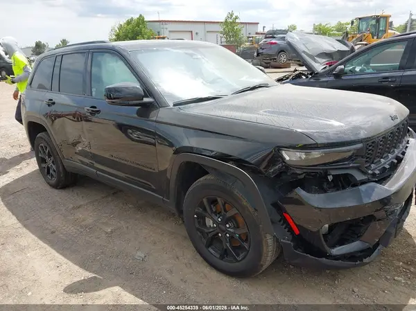 1C4RJHAG2S8703263 2025 JEEP GRAND CHEROKEE - Image 1