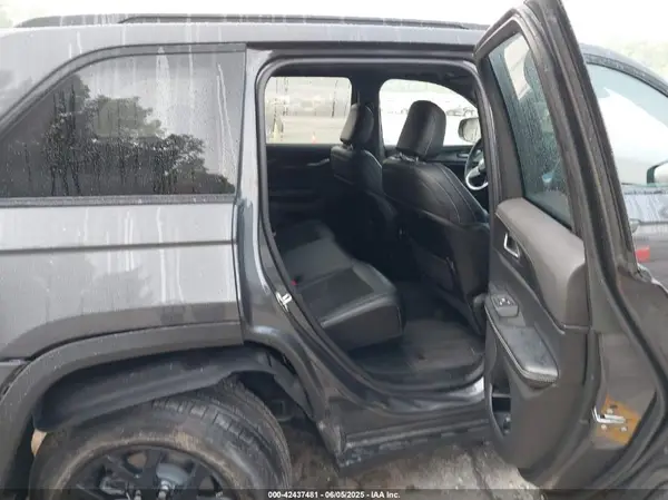 1C4RJHAG2SC307914 2025 JEEP GRAND CHEROKEE - Image 8