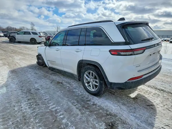 1C4RJHAG2SC339116 2025 JEEP GRAND CHEROKEE - Image 2