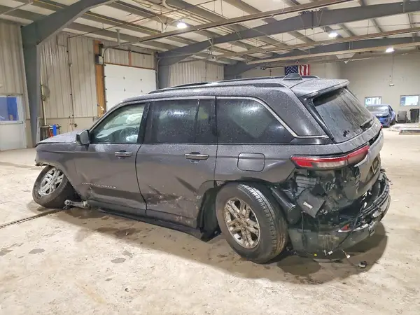 1C4RJHAG3PC622745 2023 JEEP GRAND CHEROKEE - Image 2