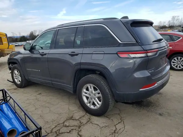 1C4RJHAG3PC643255 2023 JEEP GRAND CHEROKEE - Image 2