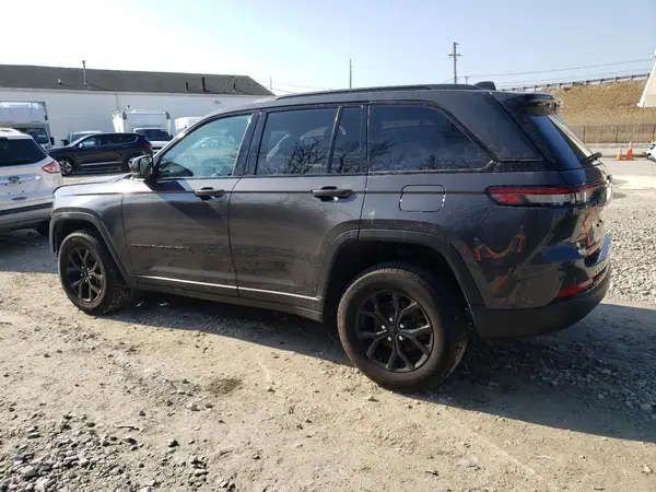 1C4RJHAG3RC178981 2024 JEEP GRAND CHEROKEE - Image 2