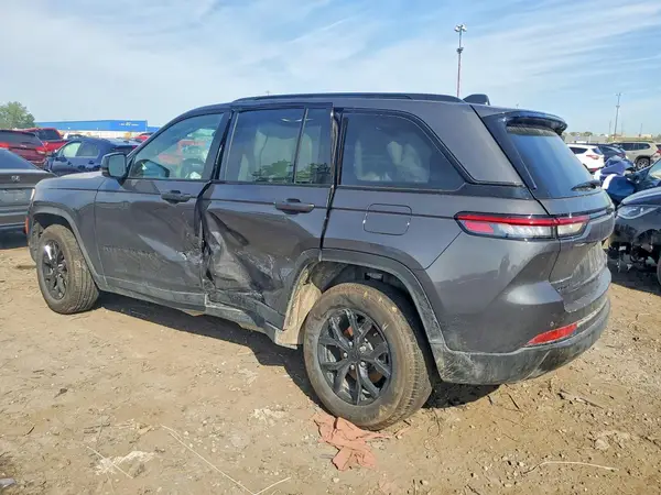 1C4RJHAG3SC308439 2025 JEEP GRAND CHEROKEE - Image 2