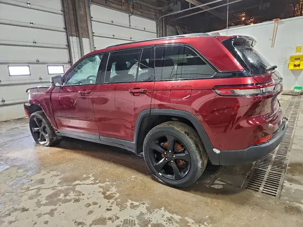 1C4RJHAG4P8850336 2023 JEEP GRAND CHEROKEE - Image 2