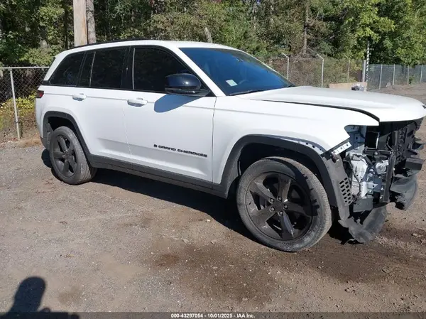 1C4RJHAG4PC513470 2023 JEEP GRAND CHEROKEE - Image 1