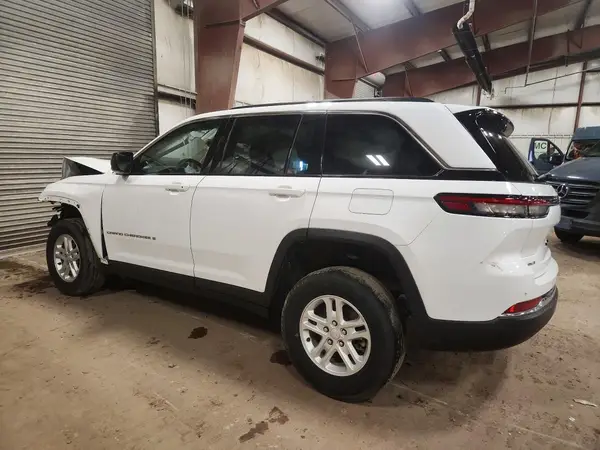 1C4RJHAG4PC541589 2023 JEEP GRAND CHEROKEE - Image 2