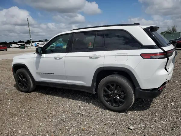 1C4RJHAG4R8520053 2024 JEEP GRAND CHEROKEE - Image 2