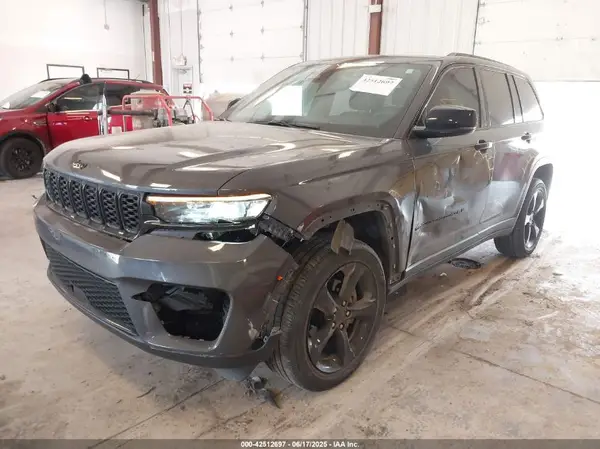1C4RJHAG4RC163373 2024 JEEP GRAND CHEROKEE - Image 2