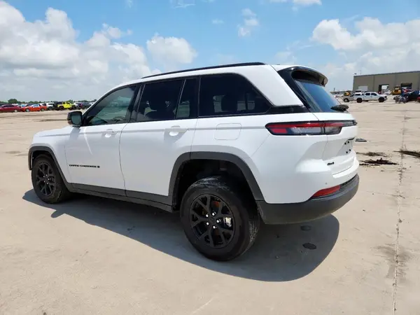 1C4RJHAG4RC165978 2024 JEEP GRAND CHEROKEE - Image 2