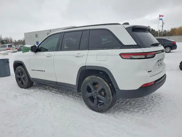 1C4RJHAG4RC178598 2024 JEEP GRAND CHEROKEE - Image 2