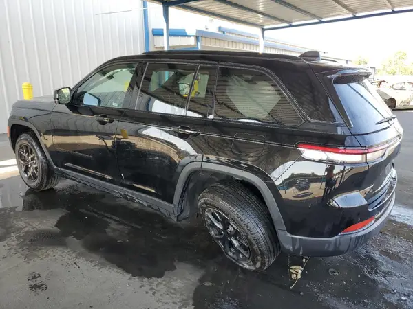 1C4RJHAG4S8657287 2025 JEEP GRAND CHEROKEE - Image 2