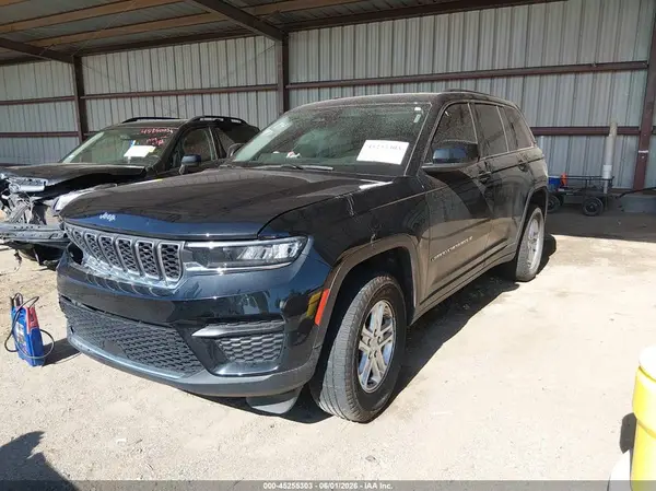 1C4RJHAG5PC533758 2023 JEEP GRAND CHEROKEE - Image 2