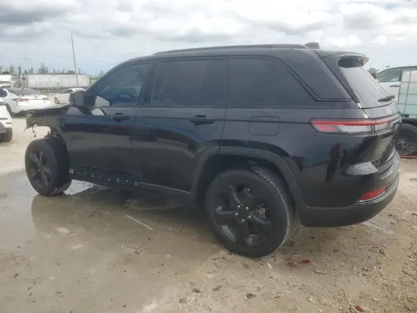 1C4RJHAG5PC540645 2023 JEEP GRAND CHEROKEE - Image 2