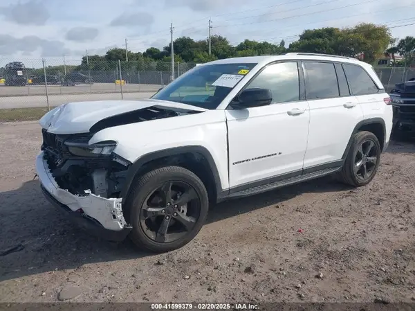 1C4RJHAG5PC609379 2023 JEEP GRAND CHEROKEE - Image 2