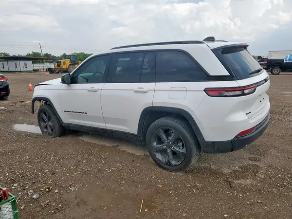 1C4RJHAG5RC156125 2024 JEEP GRAND CHEROKEE - Image 2