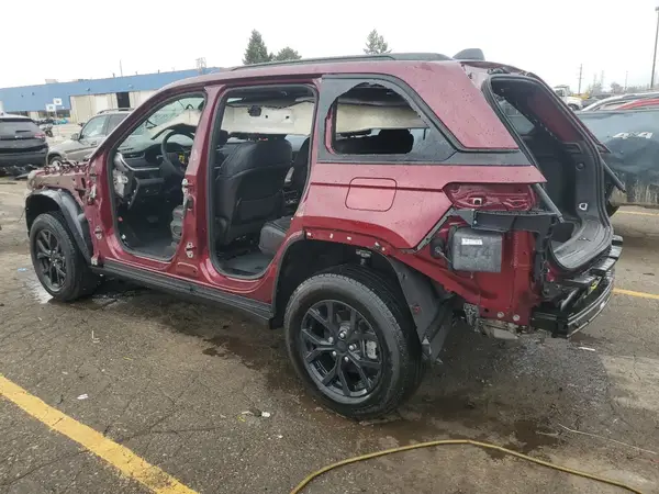 1C4RJHAG5RC179162 2024 JEEP GRAND CHEROKEE - Image 2
