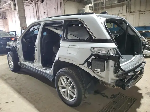 1C4RJHAG5RC179887 2024 JEEP GRAND CHEROKEE - Image 2